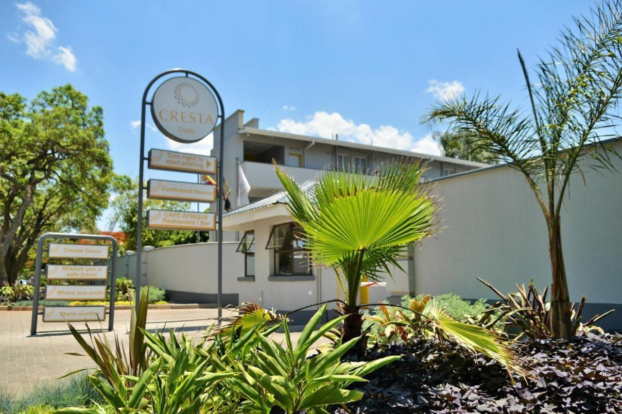 Cresta Oasis Hotel Harare Exterior photo
