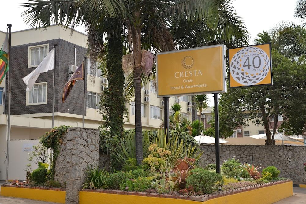 Cresta Oasis Hotel Harare Exterior photo